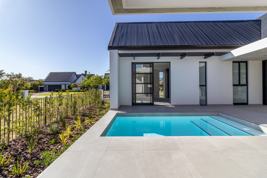 4 Bedroom Property for Sale in Pearl Valley at Val de Vie Western Cape